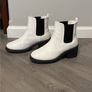 White Chelsea Ankle Boots Mid Heel Lug Sole Round Toe Slip On Booties